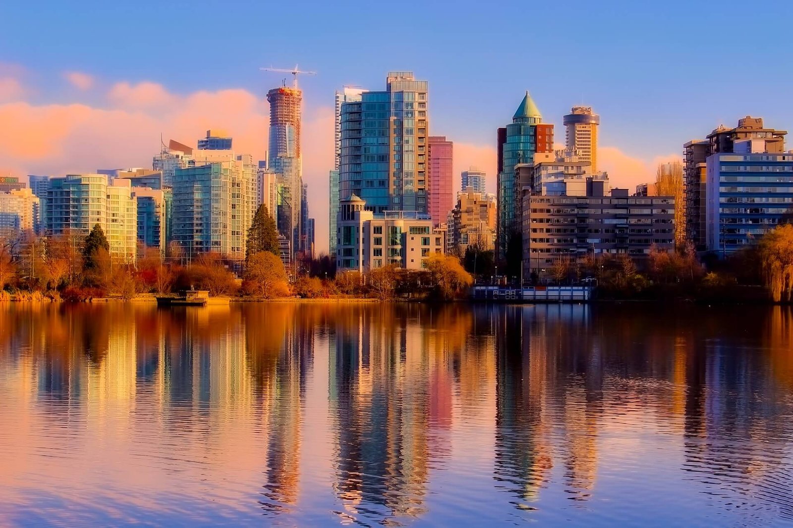 Vancouver, Canada: A Gateway to Natural Beauty and Urban Charm | The Buzz Banter | travelling | travel | safe travelling | places | Best places to visit | thebuzzbanter | buzz banter | Travels